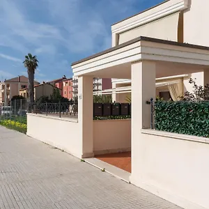 casa-via-delle-vele2.hotelsalgherosardinia.com/